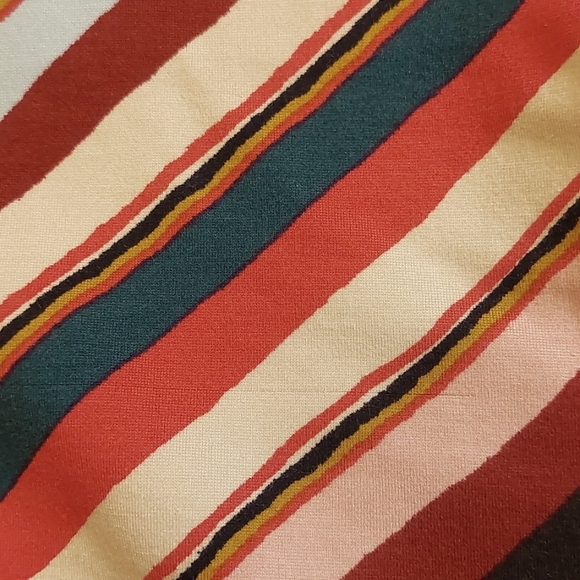 LOFT Chevron Pencil Skirt - Picture 9 of 11